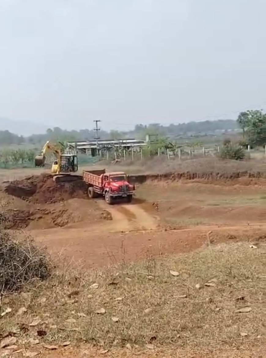 ମାତିଛନ୍ତି ଲୁଟେରା, ଖାଇ ଖୋଳ କଲେଣି ସଂରକ୍ଷିତ ଜଙ୍ଘଲ ଓ ସରକାରୀ ଜମି,,