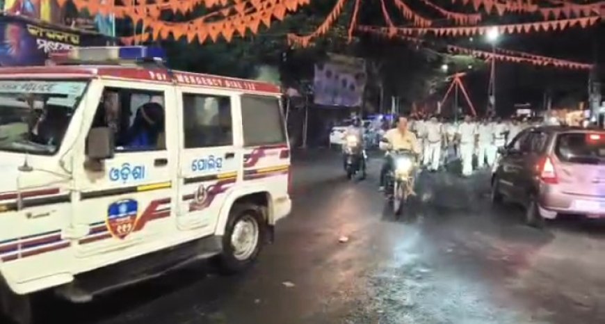 ଶ୍ରୀରାମ ନବମୀ ଉପଲକ୍ଷେ ସ୍ୱର ପୋଲିସ ତରଫରୁ ଫ୍ଲାଗ ମାର୍ଚ୍ଚ,