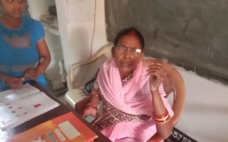 ଭୁଆଁ ବୁଲାଇବାରେ ଲାଗିଛନ୍ତି ବିଞ୍ଝାରପୁର ଶିକ୍ଷା ଅଧିକାରୀ,,