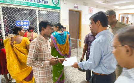 ଯାଜପୁର ଜିଲ୍ଲାପାଳଙ୍କ ଦ୍ଵାରା ଜିଲ୍ଲା ମୁଖ୍ୟ ଚିକିତ୍ସାଳୟରେ ଅଚାନକ ପରିଦର୍ଶନ,,