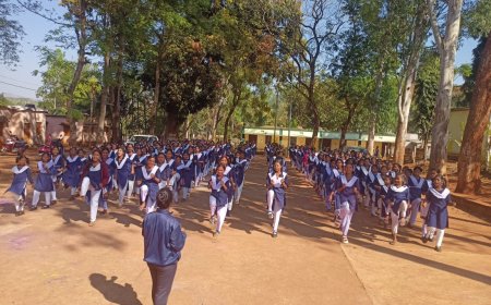 ସୁବର୍ଣ୍ଣପୁର ଜିଲ୍ଲାର ବିଭିନ୍ନ ଶିକ୍ଷାନୁଷ୍ଠାନମାନଙ୍କରେ   ଆତ୍ମାରକ୍ଷା କାର୍ଯ୍ୟକ୍ରମ ଅନୁଷ୍ଠିତ*