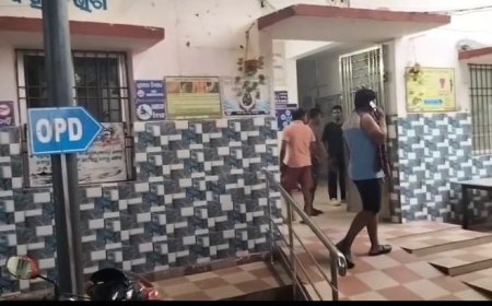 ଟାଟାଏସି ଓଲଟି ୧୫ ଆହତ,୪ ଗୁରୁତର,,