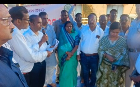ସ୍କୁଲ , କଲେଜ ଶିକ୍ଷକ ସମୋନୟ ସମିତି ତରଫରୁ ବି ଡି ଓ ଙ୍କୁ ଦାବି ପତ୍ର ,