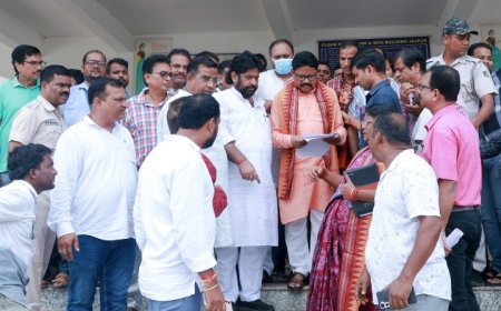 ଯାଜପୁର ଗସ୍ତରେ ସ୍ୱାସ୍ଥ୍ୟ ମନ୍ତ୍ରୀ ଡ. ମୁକେଶ ମହାଲିଙ୍ଗ: ବନ୍ୟା ପରବର୍ତ୍ତୀ ସ୍ୱାସ୍ଥ୍ୟସେବା ଓ ଜନସ୍ୱାସ୍ଥ୍ୟ ପରିଚାଳନାର କଲେ ସମୀକ୍ଷା।